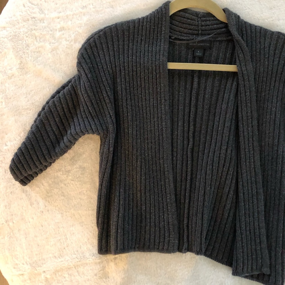 Sweater - Picture 3 of 4